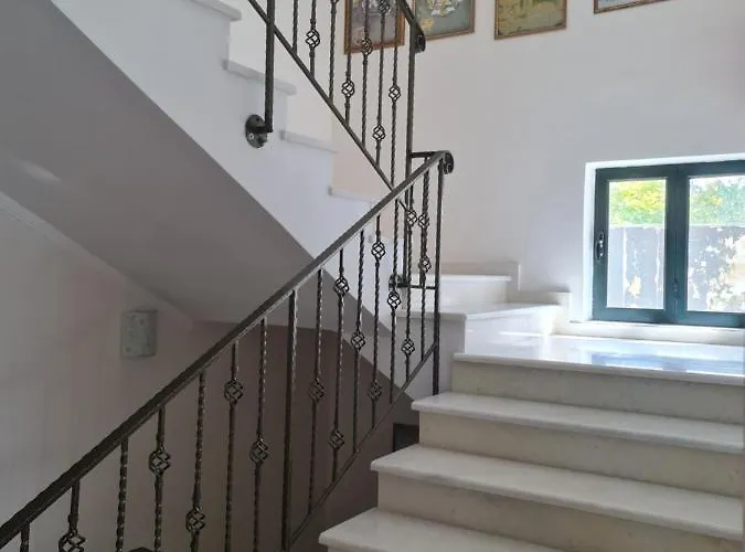 Chateau De Georges Hotel Gythio