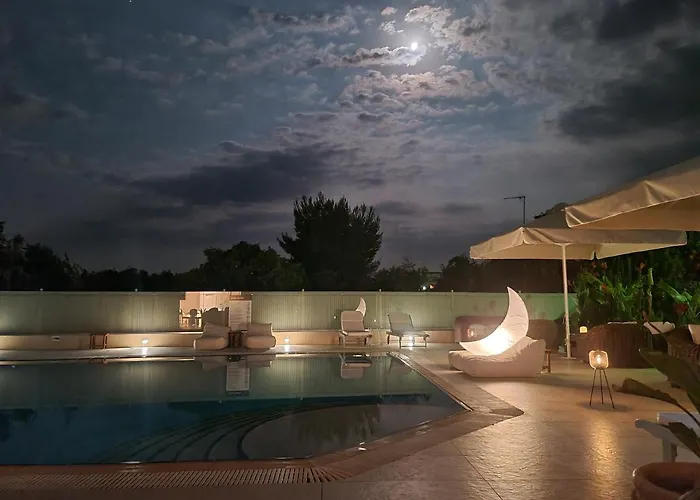 Chateau De Georges Hotel Gythio